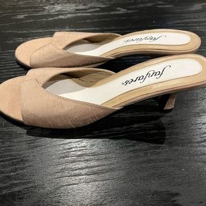 Fanfare retro kitten heels size 10.5